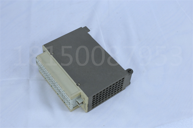 SIEMENS 6ES5451-8MR122