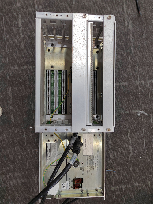 GE	IC698CPE010 Industrial computer module1